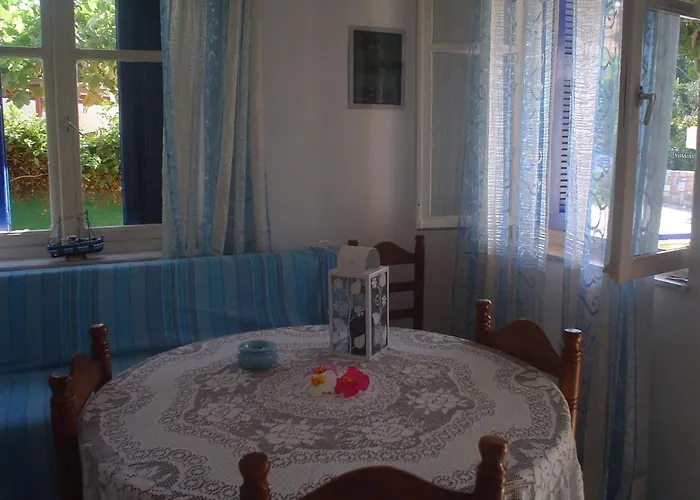 Irenulla Ποσειδωνία